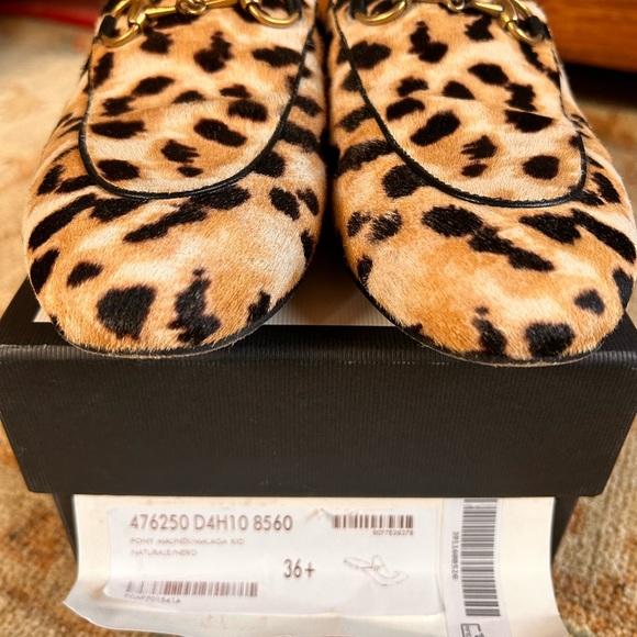 Gucci Leopard Print Pony Hair Slide Loafers size 36.5 Only worn a few times ♥️ - Picture 9 of 11